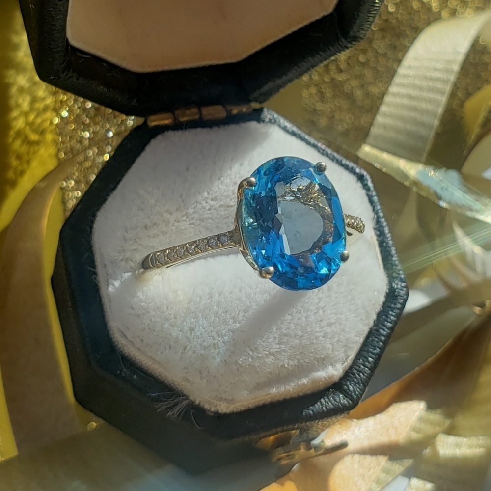 10k Blue Topaz and Diamond Ring